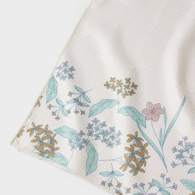 Quick Dry Floral Border Waffle Towel White - Room Essentials™ 4 Quick Dry Floral Border Waffle Towel White - Room Essentials™ - Image 2