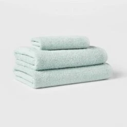 Everyday Bath Towel - Room Essentials™ -RSH Decor Store GUEST a30e6e53 92c2 4288 a3a1 9b451e31a86d