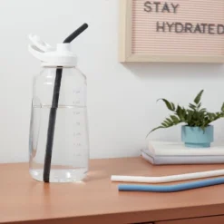 Tracker Chug Lid And 3 Silicone Straws